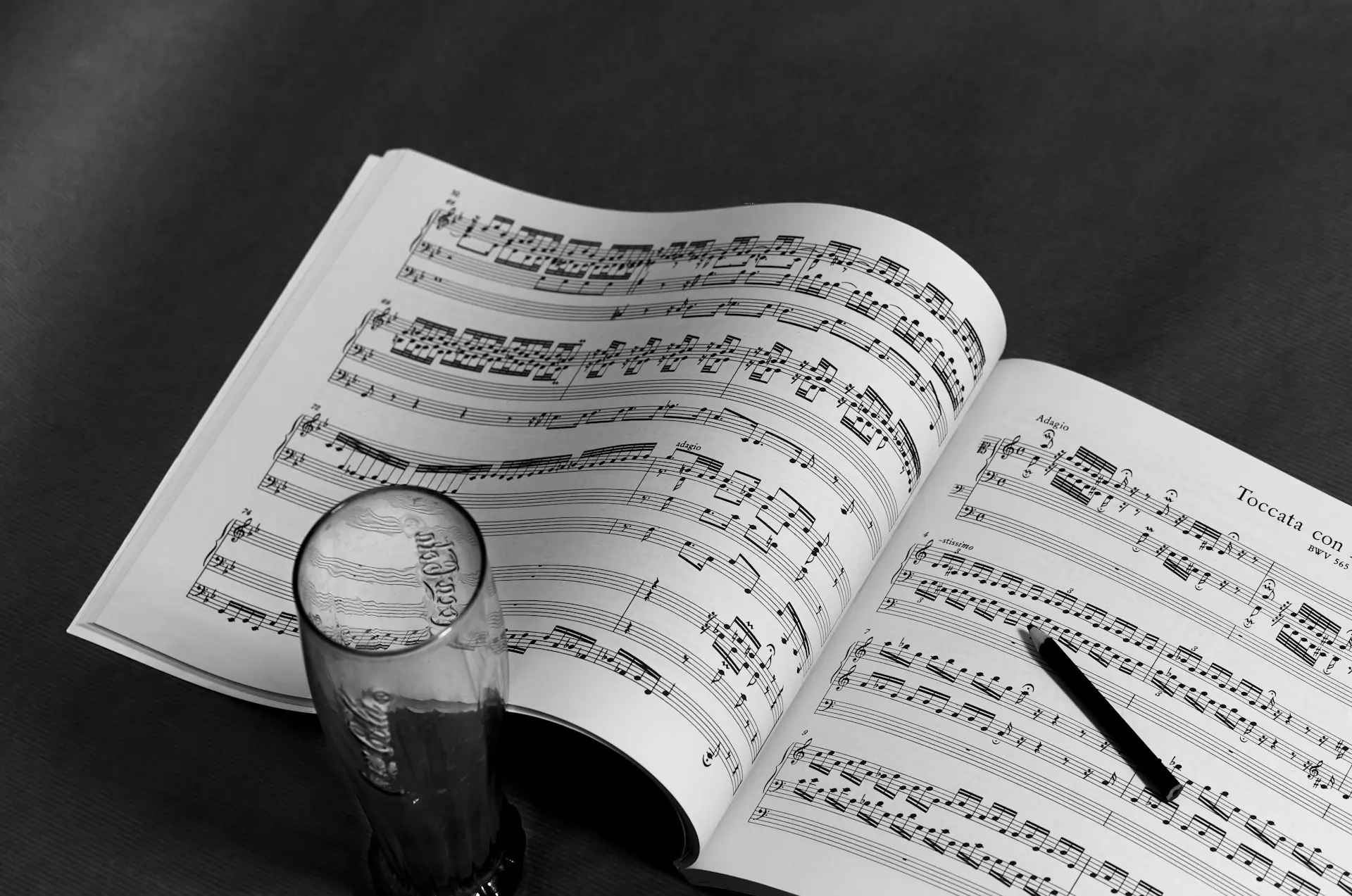 musical notes on black table